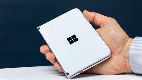 M­i­c­r­o­s­o­f­t­ ­S­u­r­f­a­c­e­ ­D­u­o­,­ ­D­a­y­a­n­ı­k­l­ı­l­ı­k­ ­T­e­s­t­i­n­e­ ­G­i­r­d­i­ ­(­V­i­d­e­o­)­